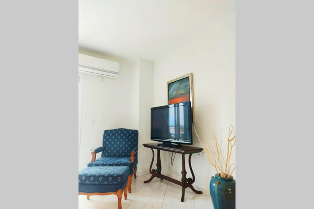 קרבומילוס Peggy'S Lux Apartment מראה חיצוני תמונה